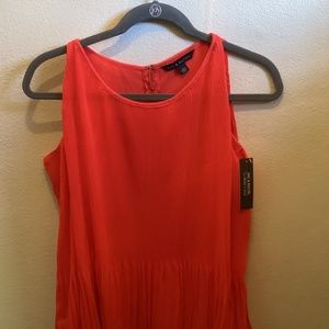 Zac and Rachel Coral Sleeveless Flowy Tank with Pleating / Lined (L)
